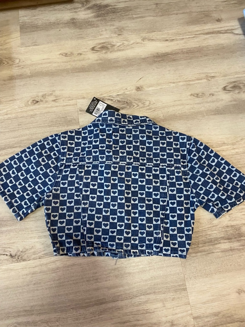 Missguided Blue Heart-Print Cropped Denim Jacket - Picture 15 of 16